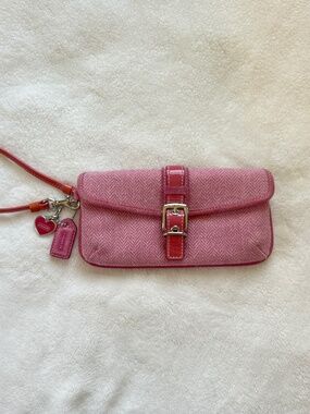 Coach wristlet vintage
